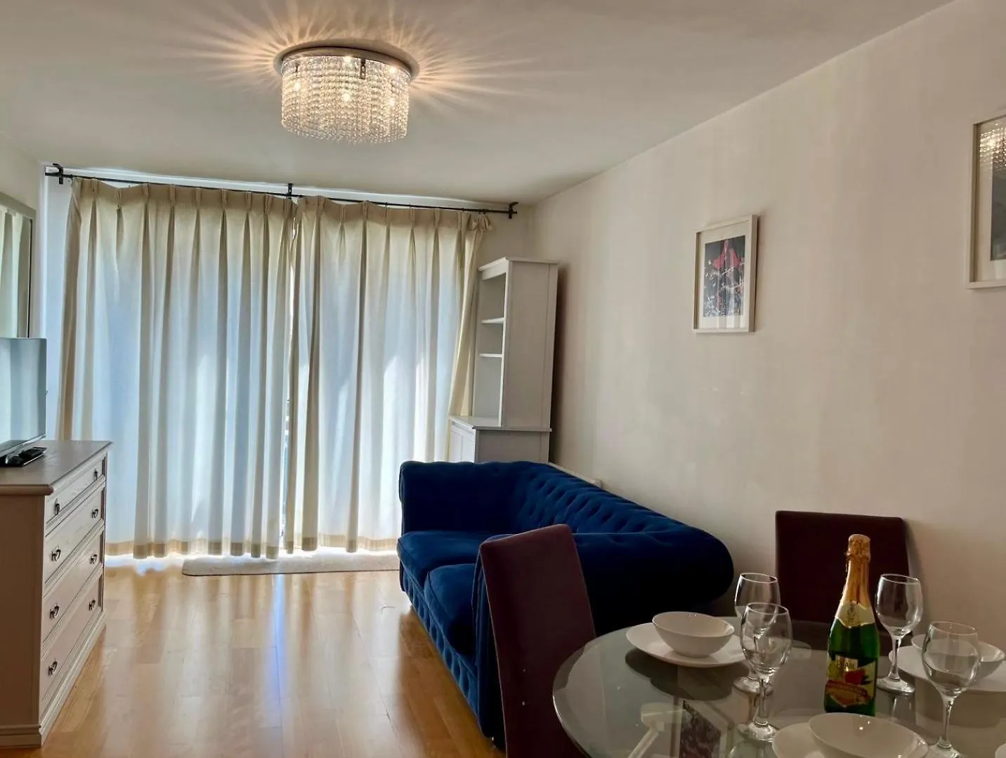 Apartment Riverside 1Bd Near Canary Wharf London